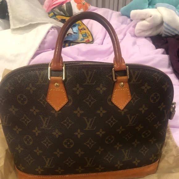 Louie Bag - Picture 1 of 4